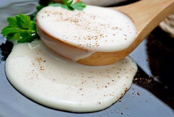 Salsa bechamel con de oliva. Receta