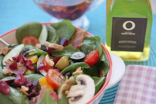 Receta de ensalada con vinagrea de cerezas