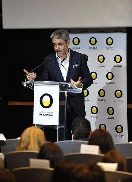 Juan Luis Polo, director general de Territorio Creativo, presentó la nueva web en ocho idiomas