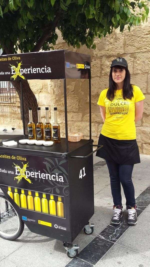 La Experiencia de los Aceites de Oliva sale a la calle con 50 carritos para buscar a consumidores nacionales e internacionales