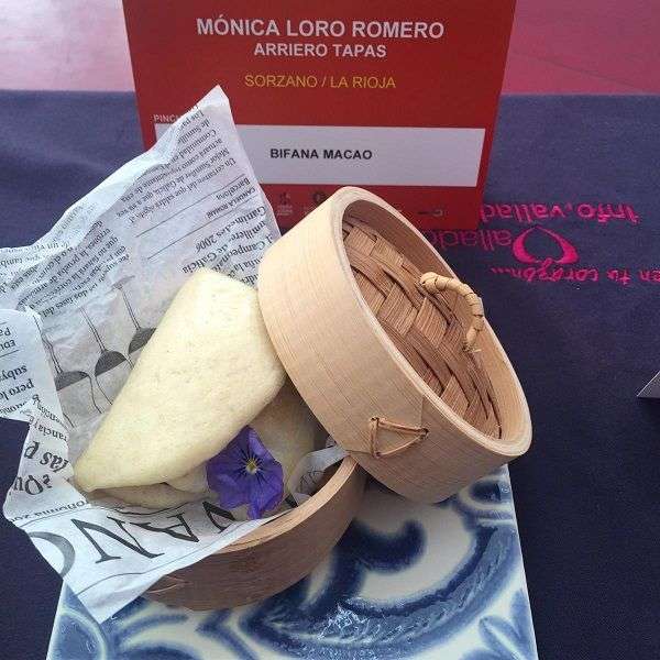 La tapa ganadora, Bifana Macao elaborada con aceite de oliva virgen extra de la variedad hojiblanca