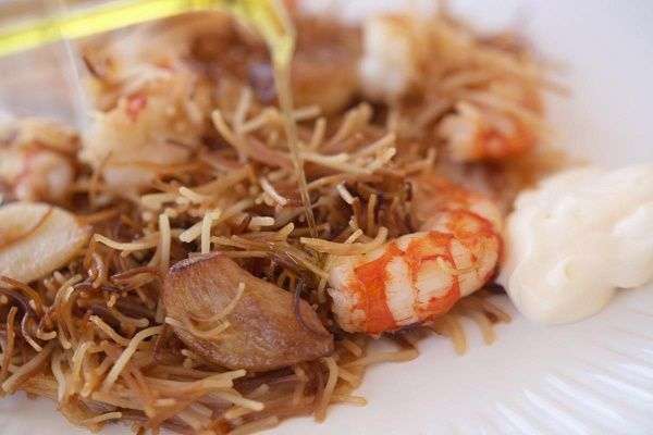 FIdeos con gambas