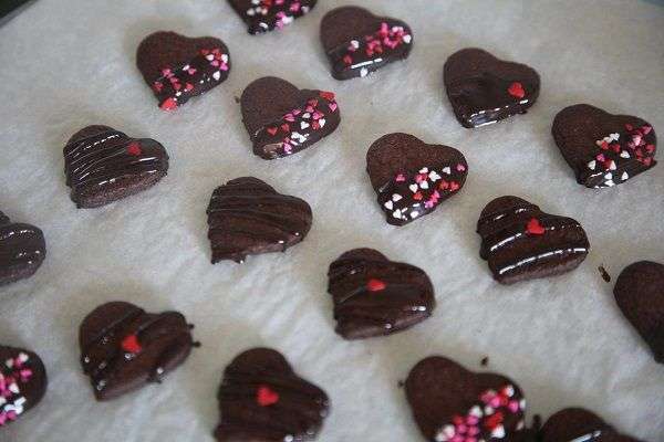 Galletas de chocolate con forma de corazón