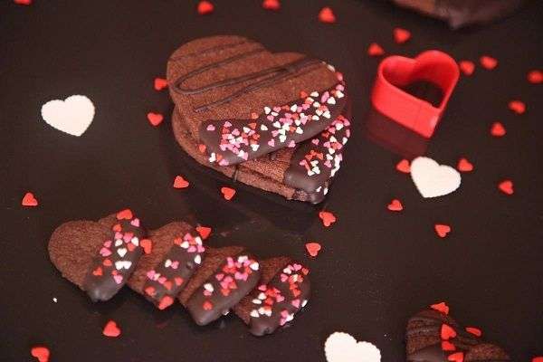 Galletas de chocolate con forma de corazón