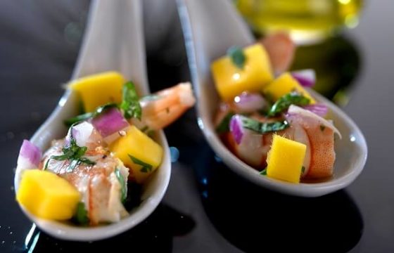 Ceviche de langostinos con mango