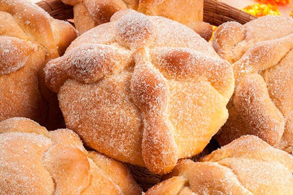 Pan de muerto para el Día de los Difuntos en México