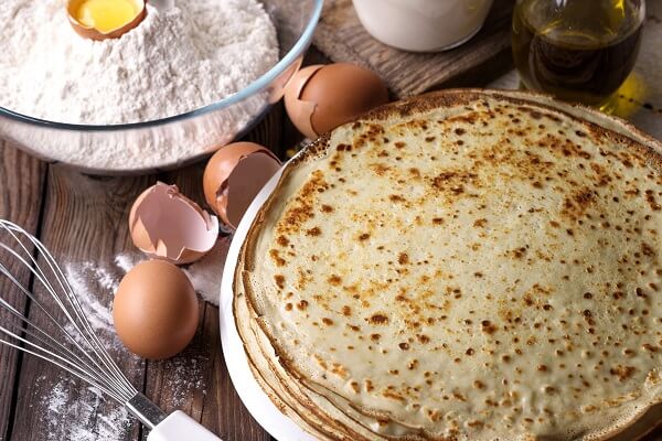 Los crepes pueden servir junto a ingredientes salados o dulces