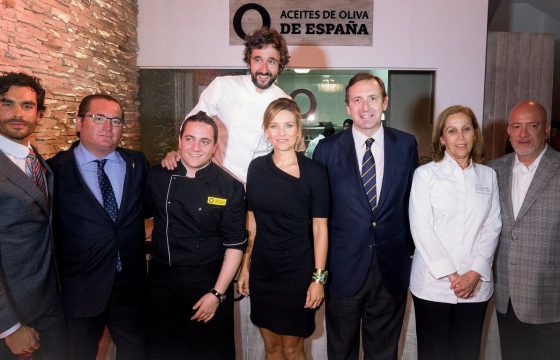 Aceites de Oliva de España abre la embajada de la buena vida en México D.F.