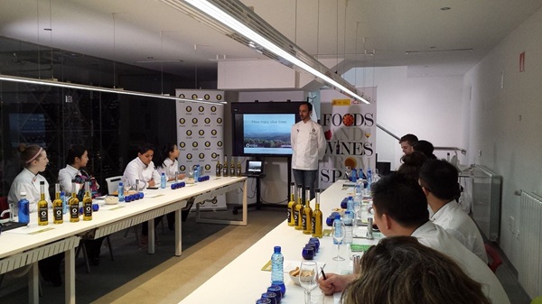 Alumnos del Programa de Formación de Formación en Gastronomía del ICEX