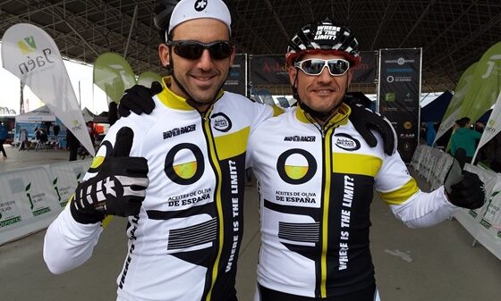 Aceites de Oliva de España pone aroma y sabor de virgen extra en la Andalucía Bike Race 2015