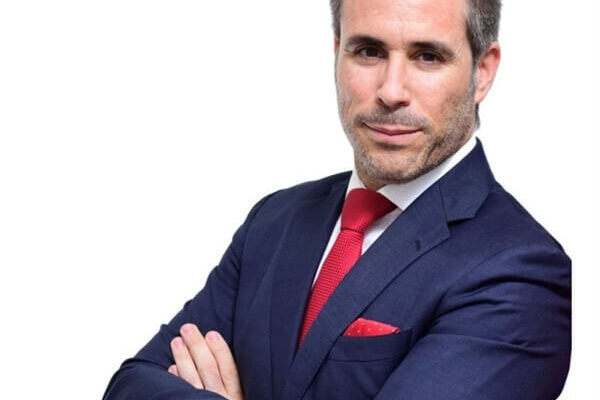 Guillermo Rodríguez Navarrete, doctor en nutrición español, triunfa en Estados Unidos de la mano de los aceites de oliva