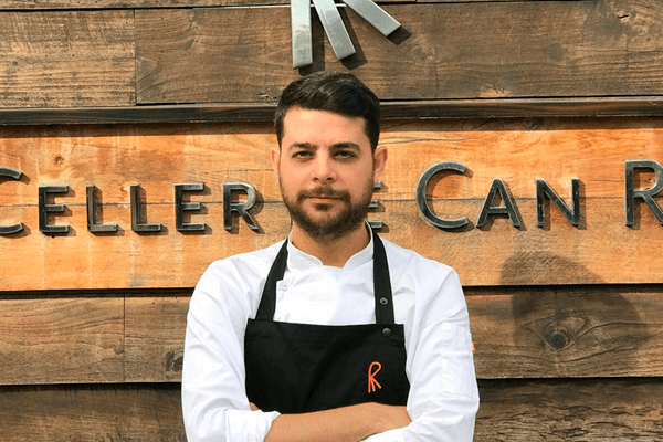 Los cocineros de vanguardia redescubren las frituras. Rafa de Bedoya, joven promesa de la cocina española