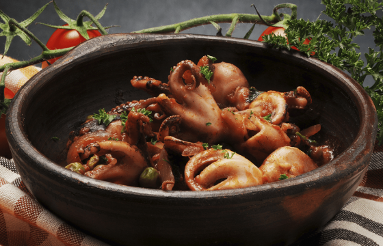 Pulpo encebollado