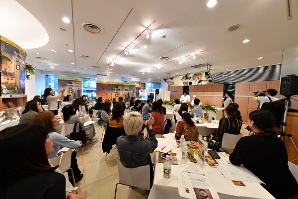 Acto de presentación de la campaña Olive Oil World Tour para la prensa en Tokyo