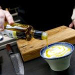 Recetas refrescantes con aceite de oliva virgen extra para sorprender este verano