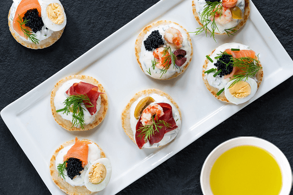 Los mini blinis combinan bien con todo tipo de ingredientes