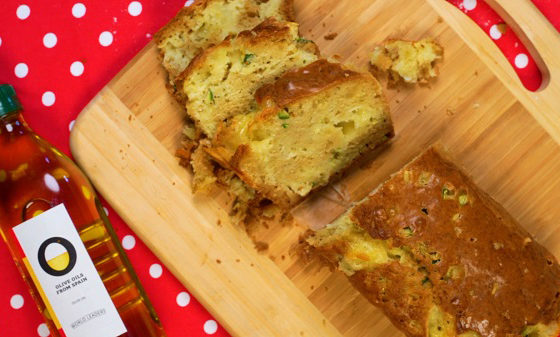 Pan de calabacín y queso