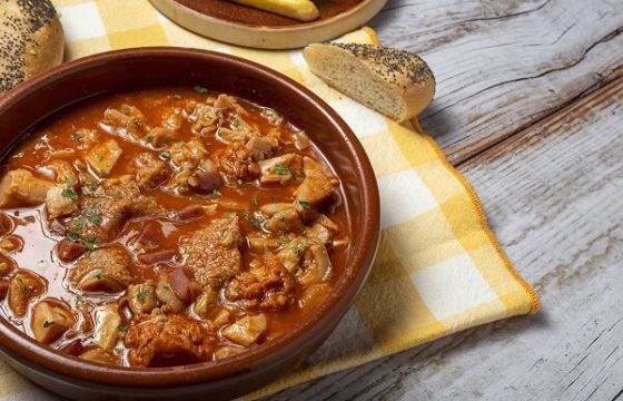 Callos a la Madrileña: Sabores Auténticos de España