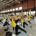 Clase multitudinaria de yoga en México para promocionar una alimentación saludable con los aceites de oliva como grandes protagonistas