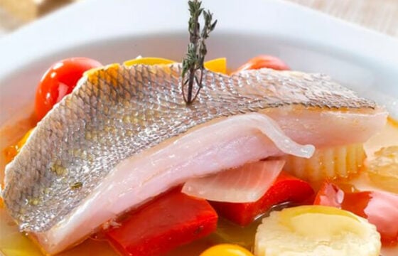 Besugo estofado al tomillo