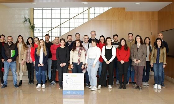 Formamos a técnicos de laboratorios del sector y de las administraciones en tecnologías instrumentales para clasificar aceites vírgenes de oliva de forma rápida y reproducible