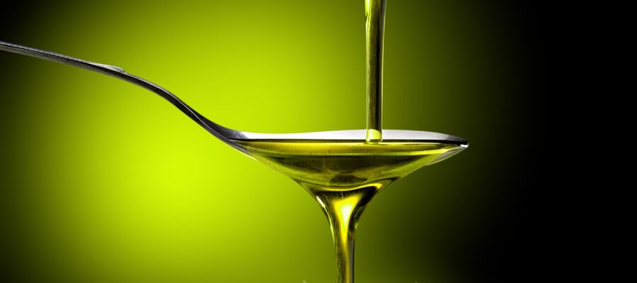 ¿En qué se diferencian el aceite de oliva virgen y el virgen extra?